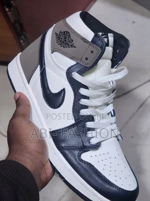 Nike Air Jordan 1 Retro High OG "Dark Mocha Brown