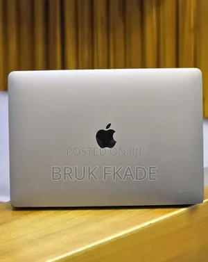 New Laptop Apple MacBook Air 2020 M1 16GB Apple M1 SSD 256GB