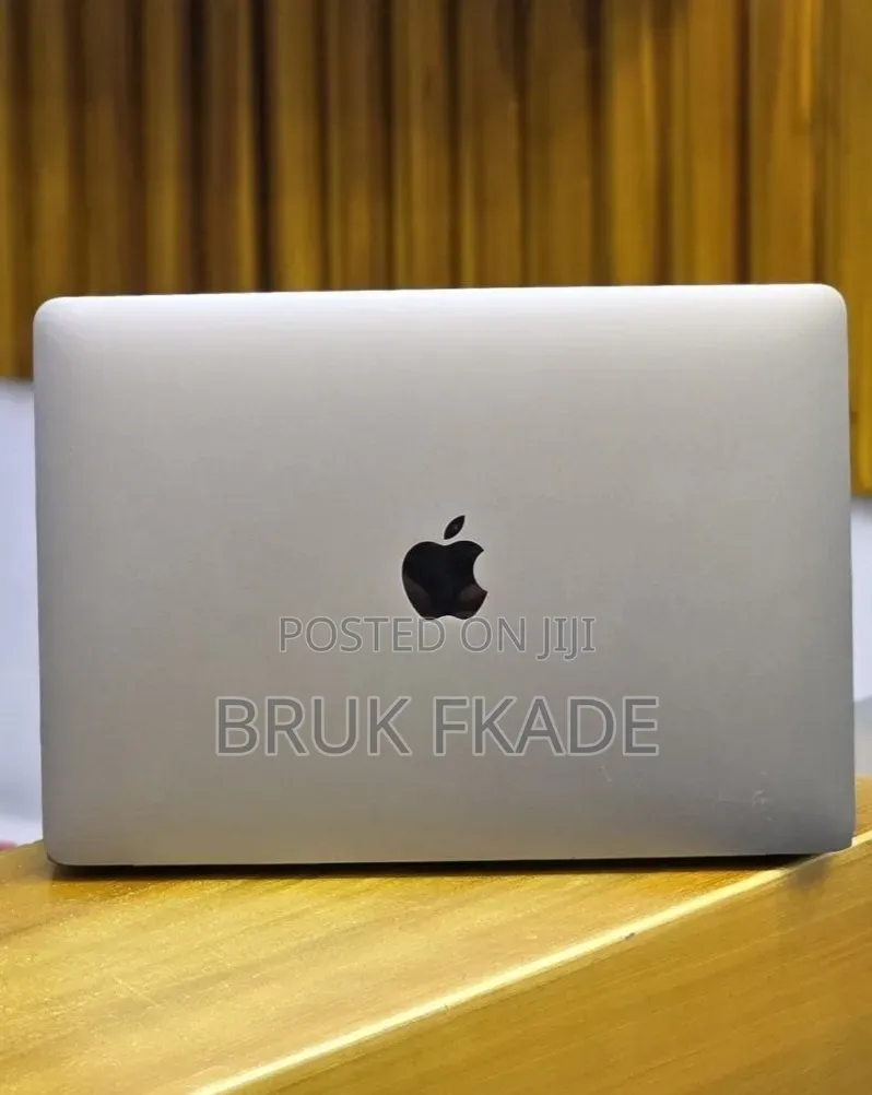 New Laptop Apple MacBook Air 2020 M1 16GB Apple M1 SSD 256GB