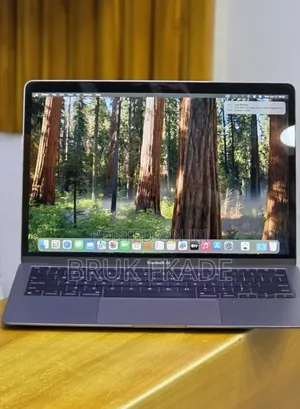 New Laptop Apple MacBook Air 2020 M1 16GB Apple M1 SSD 256GB