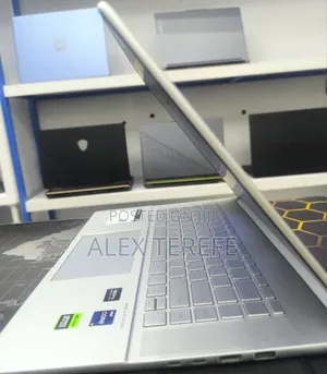 New Laptop HP Envy 15 16GB Intel Core i9 SSD 1T