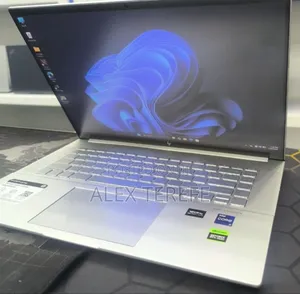 New Laptop HP Envy 15 16GB Intel Core i9 SSD 1T