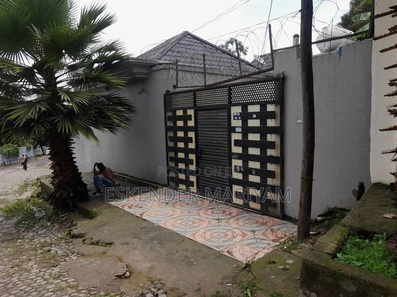 Furnished 4bdrm House in Eskender, Nifas Silk-Lafto for sale