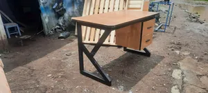 Computer Desk/ Office Table