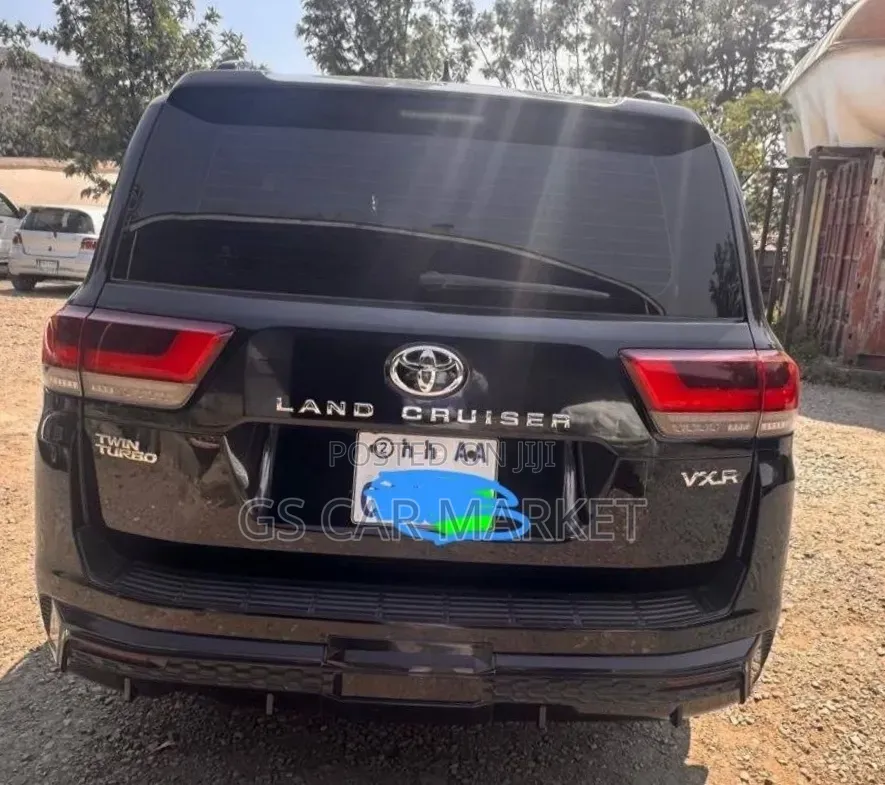 Toyota Land Cruiser 79 Series 2023 Black