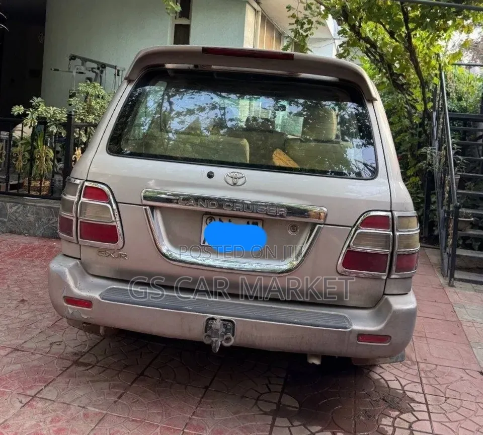 Toyota Land Cruiser 2003 Silver