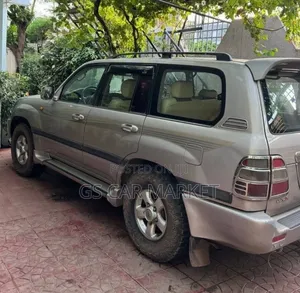 Toyota Land Cruiser 2003 Silver