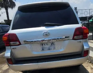 Toyota Land Cruiser 2008 Silver
