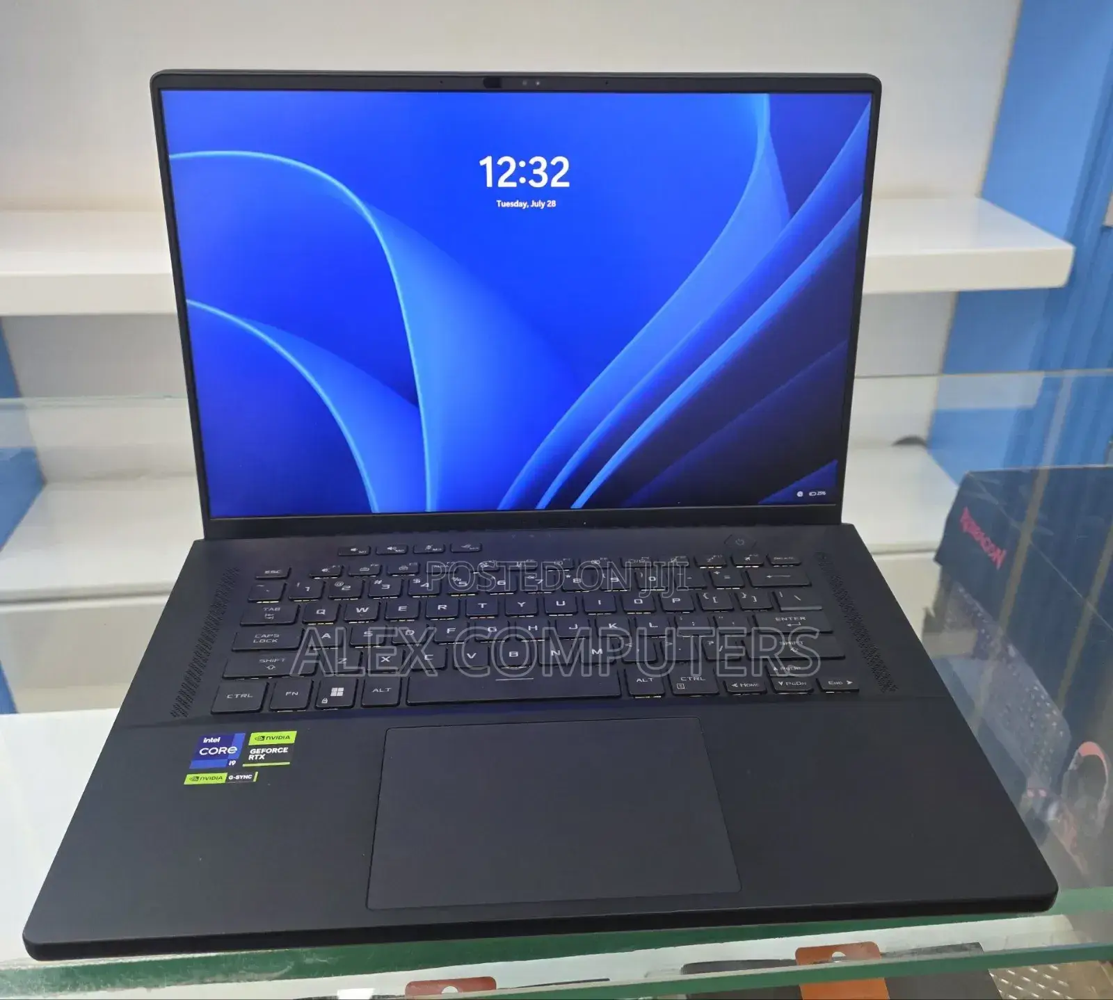 New Laptop Asus ROG Zephyrus G15 16GB Intel Core i9 SSD 1T