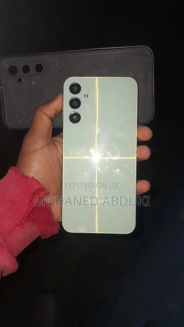 New Samsung Galaxy A24 128 GB Green