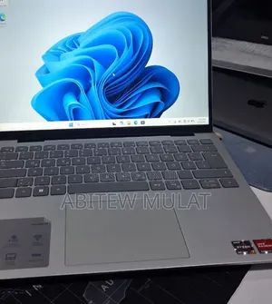 New Laptop Dell Inspiron 14 16GB AMD Ryzen 7 SSD 1T