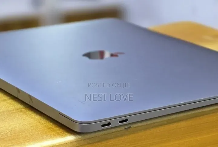 New Laptop Apple MacBook Air 2020 M1 16GB SSD 256GB