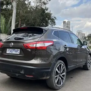 Nissan Qashqai 2017 Gray