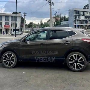 Nissan Qashqai 2017 Gray