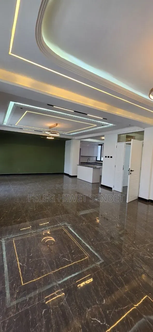 Furnished 6bdrm Villa in አአ, Bole for sale