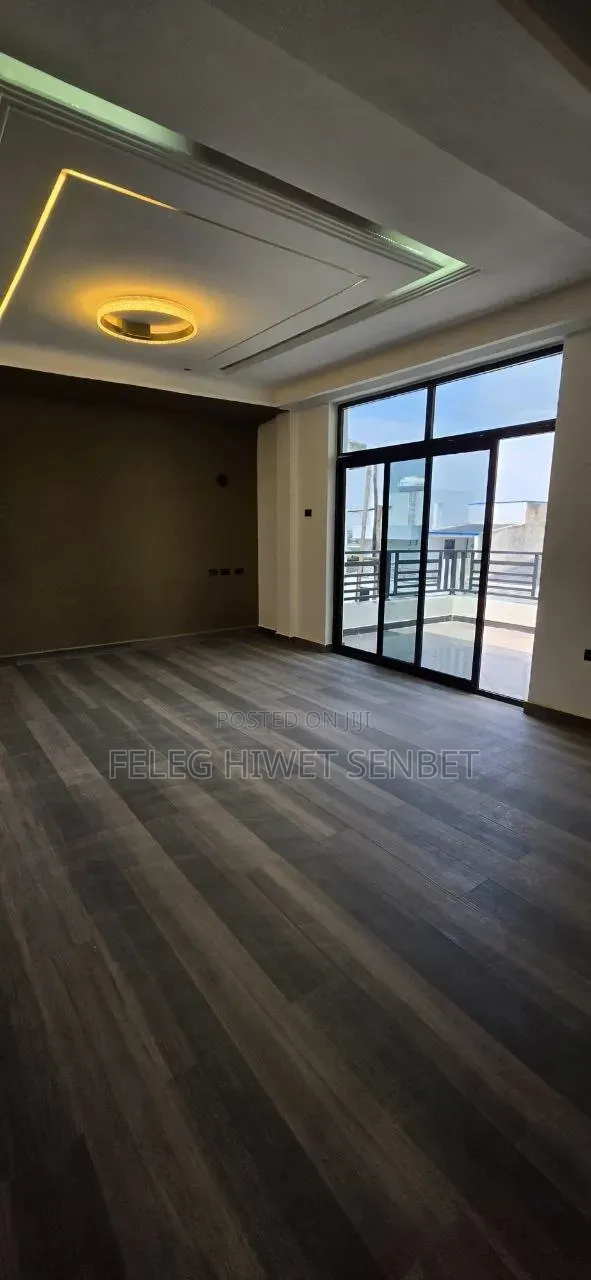 Furnished 6bdrm Villa in አአ, Bole for sale