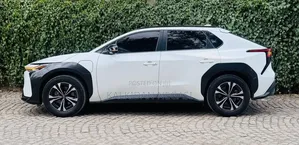 Toyota bZ4X 2023 White