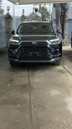 Toyota Grand Highlander Hybrid 2024 Black