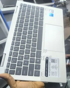 New Laptop HP Envy 14 8GB Intel Core i5 SSD 512GB