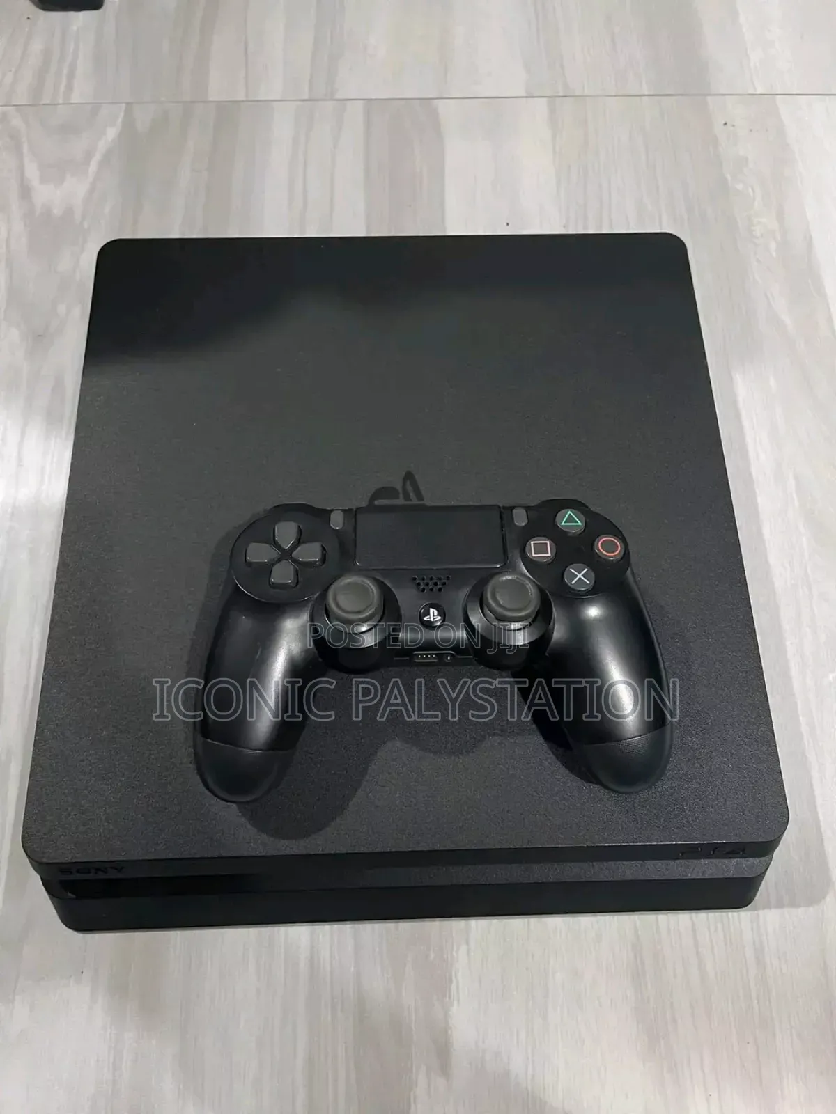 Ps4 Slim for Game Zone