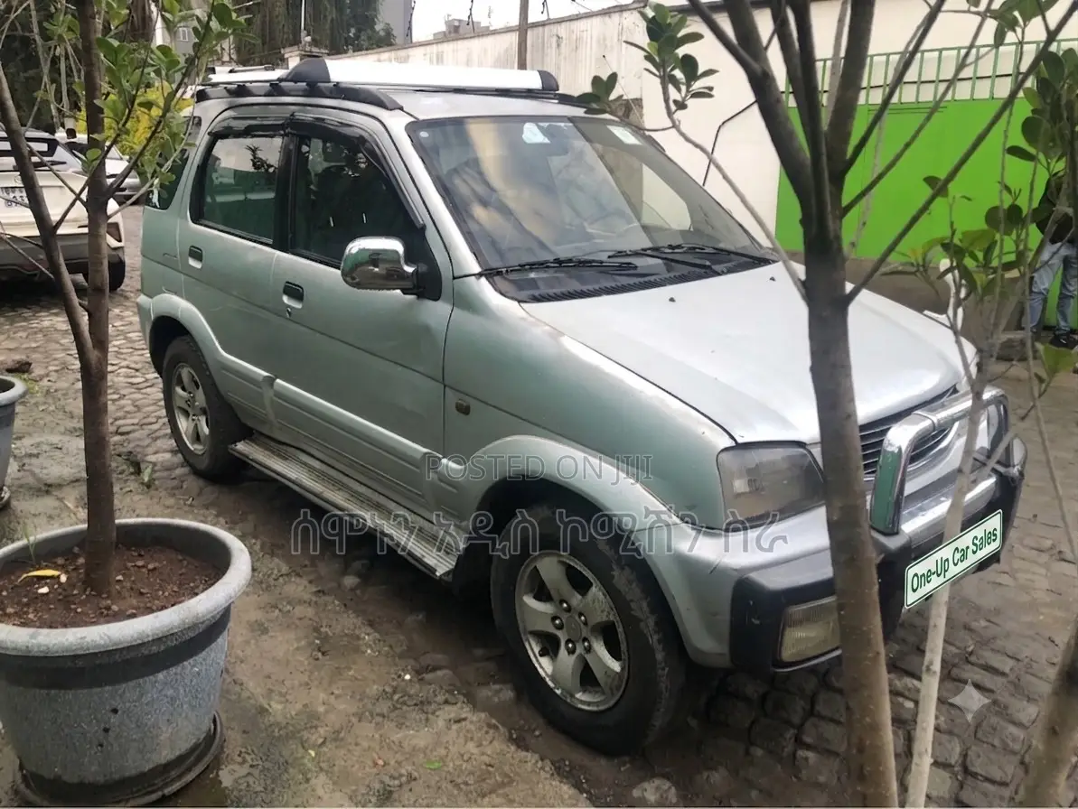 Daihatsu Terios CL 1998 Silver