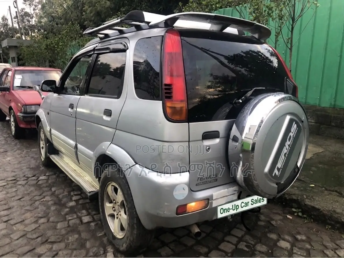 Daihatsu Terios CL 1998 Silver