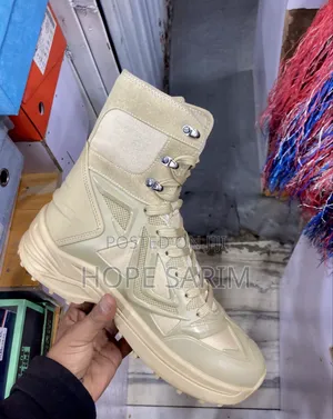 High Tactical Combat Boots: