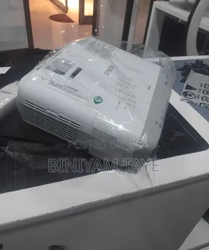 Epson EB-39 Projector