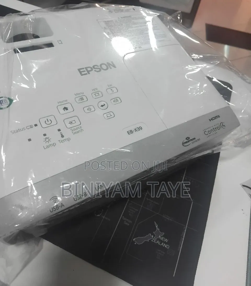 Epson EB-39 Projector