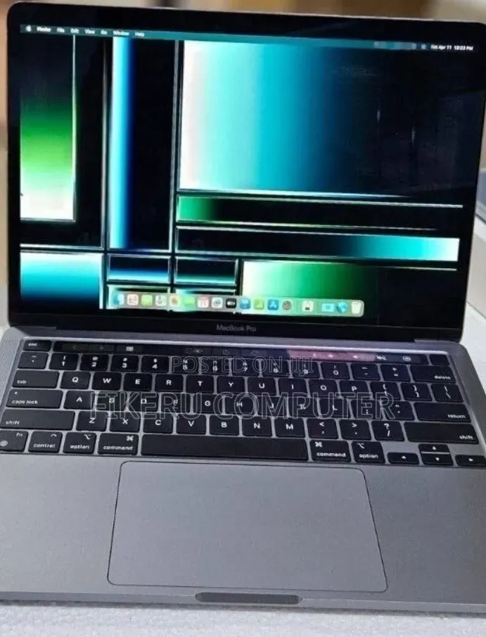 New Laptop Apple MacBook Air 2022 M2 8GB Apple M2 SSD 256GB
