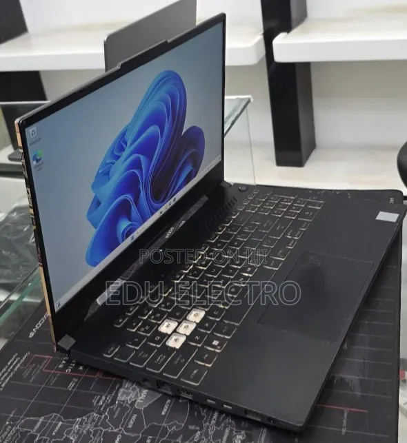 New Laptop Asus TUF Dash F15 16GB Intel Core i7 SSD 512GB