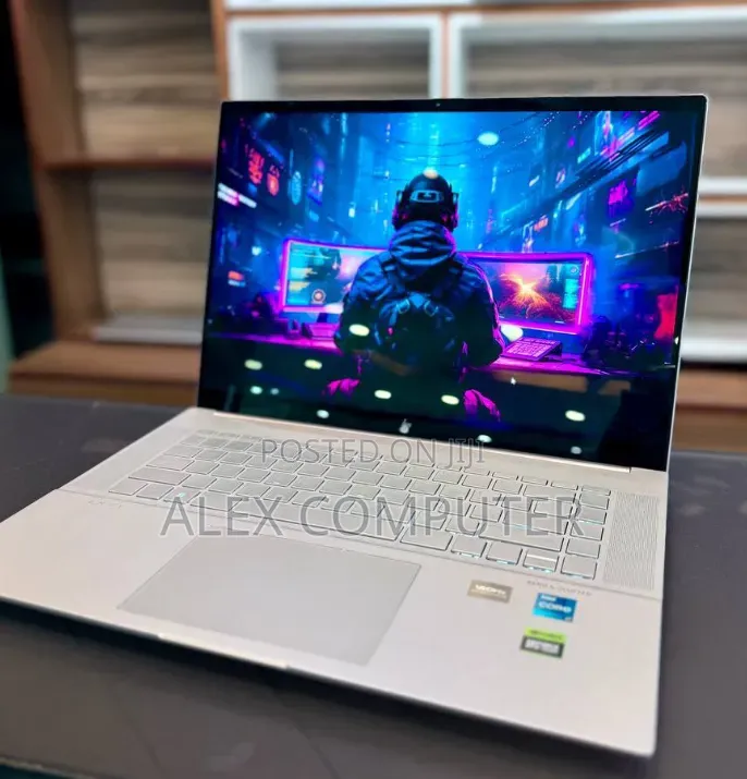 New Laptop HP Envy 16 Gaming 16-h1023dx 16GB Intel Core i7 SSD 512GB