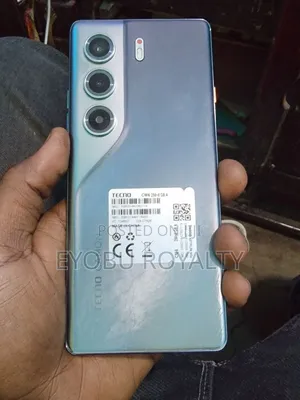 New Tecno Camon 40 256 GB Blue