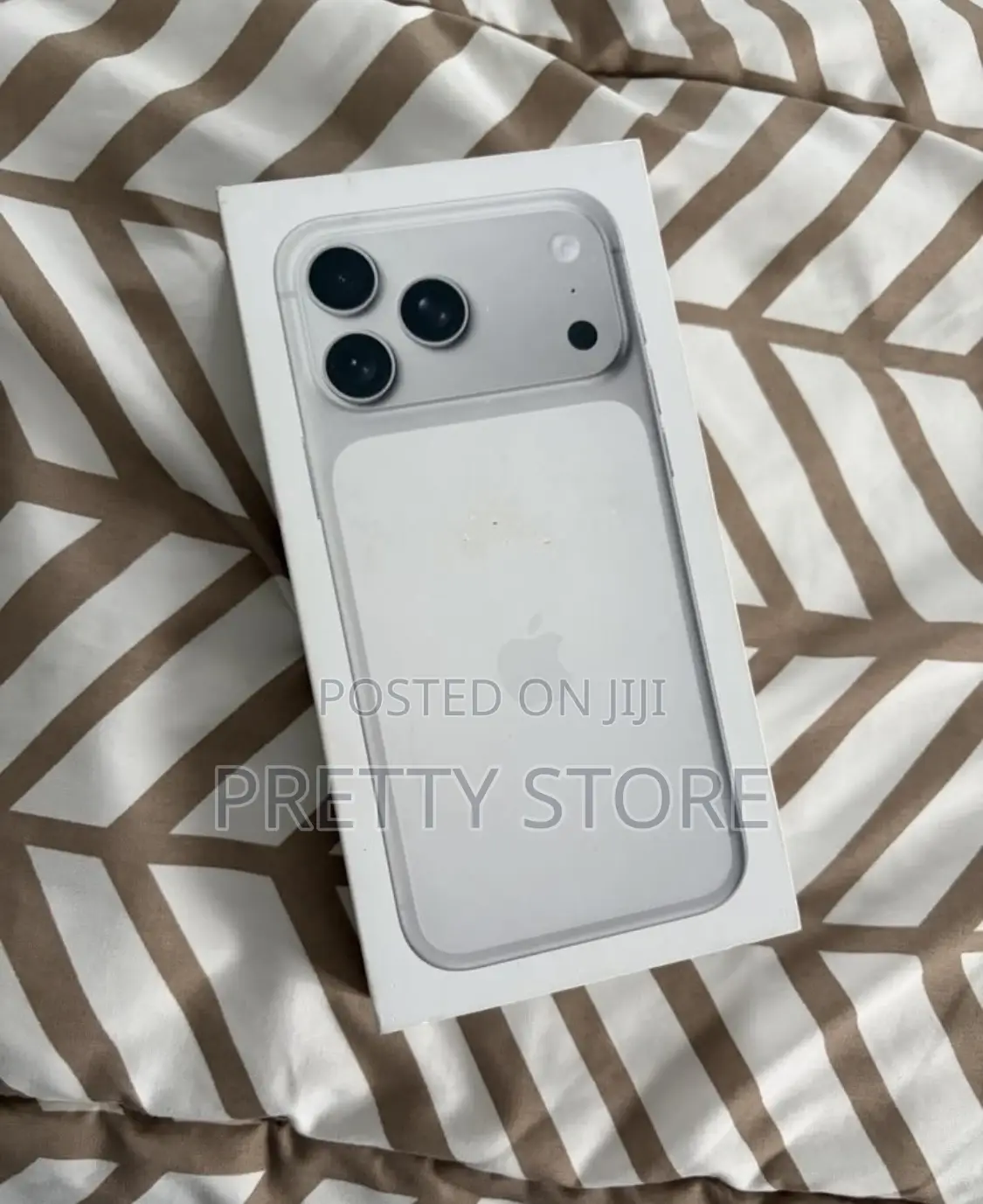 New Apple iPhone 17 Pro Max 256 GB Silver