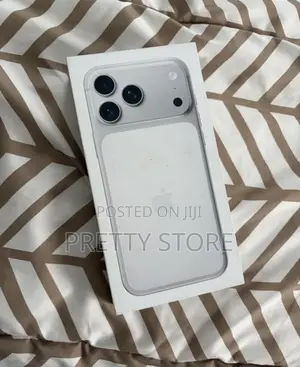 New Apple iPhone 17 Pro Max 256 GB Silver