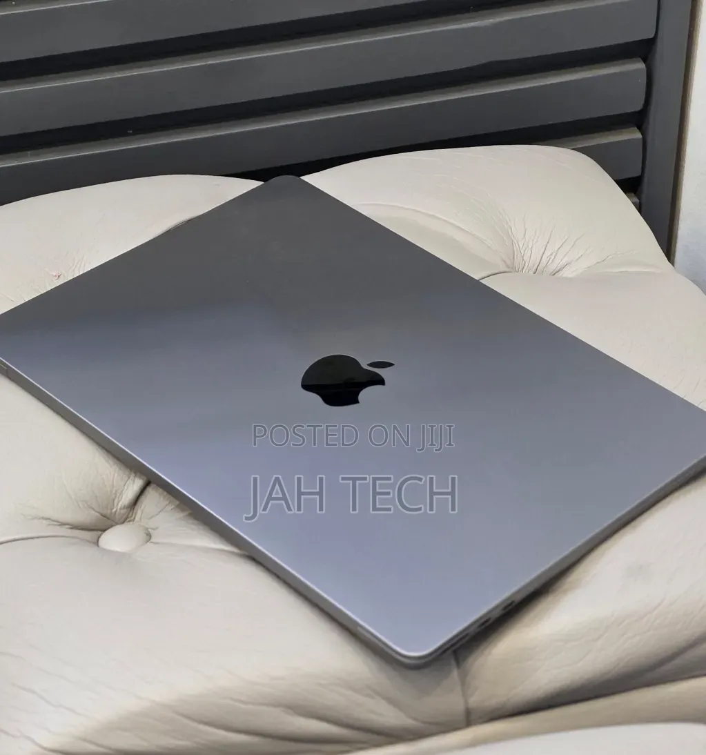 New Laptop Apple MacBook Air 2022 M2 8GB Apple M2 SSD 256GB