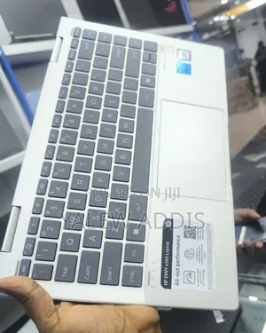 New Laptop HP Envy 14 8GB Intel Core i5 SSD 512GB