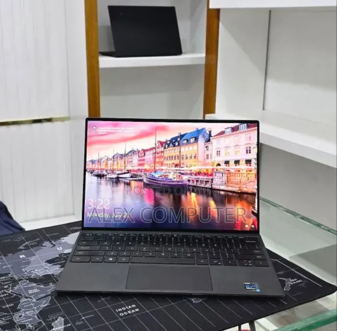 New Laptop Dell XPS 13 16GB Intel Core i7 SSD 512GB