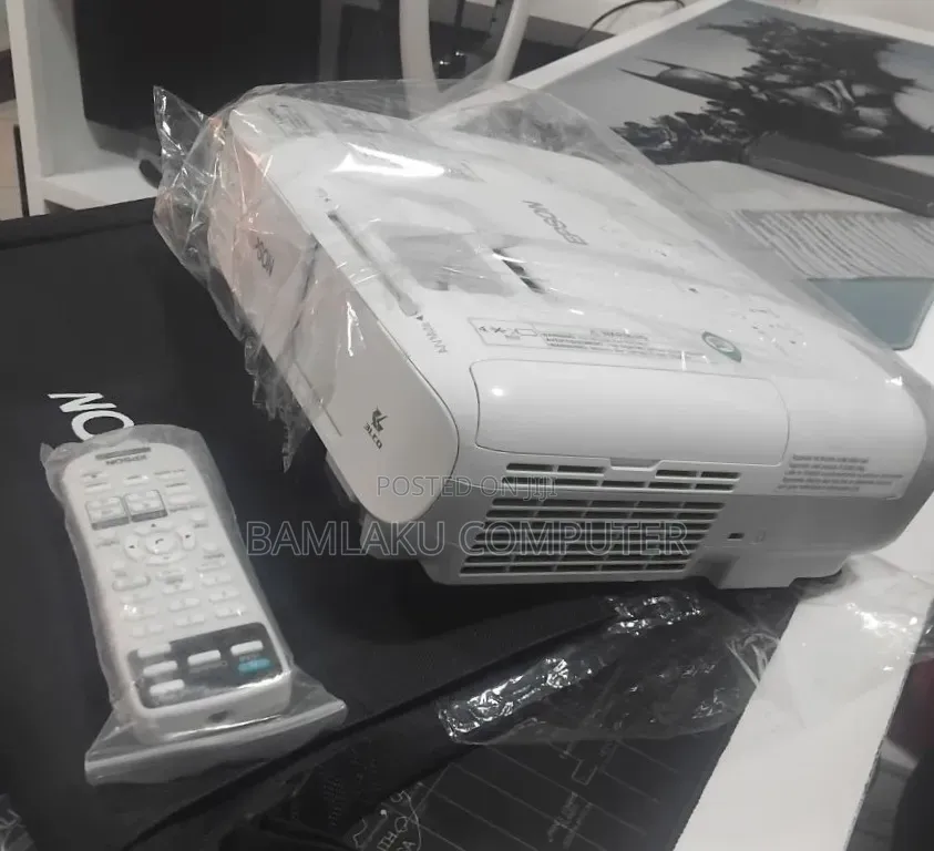 BRAND NEW EPSON Projector 
Has Remote 
Model Name: EB-x39