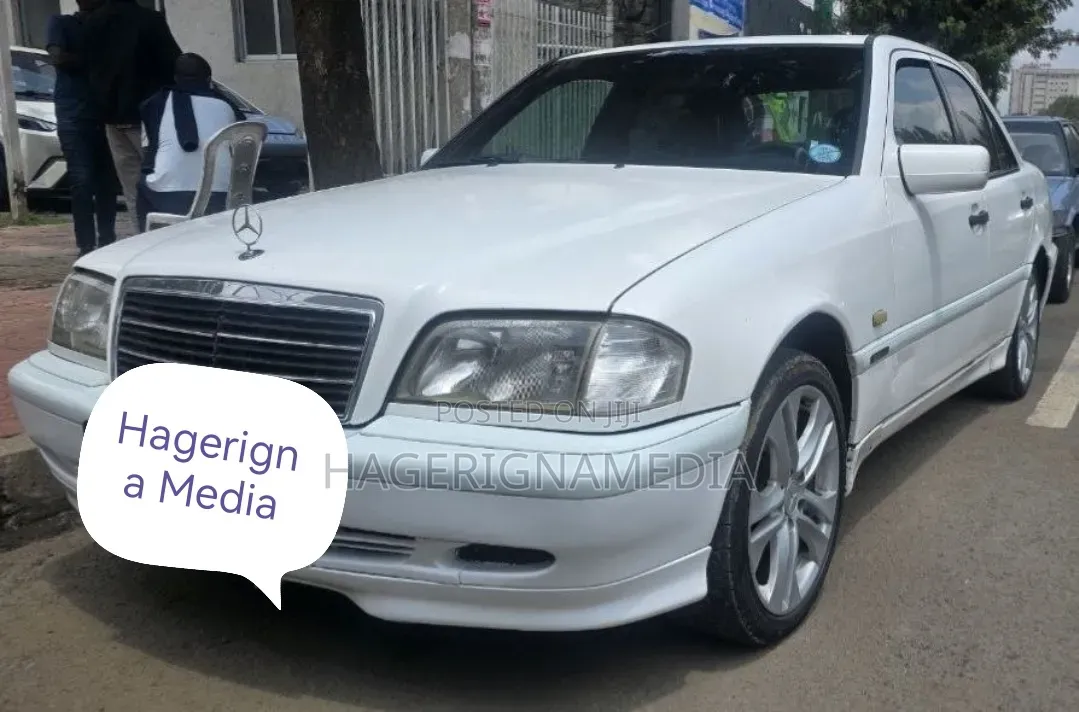 Mercedes-Benz C180 2001 White