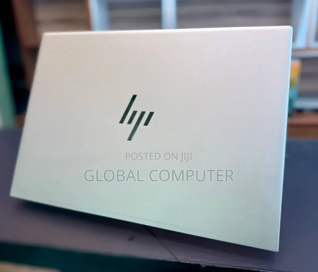 New Laptop HP Envy x360 12GB Intel Core i7 SSD 1T