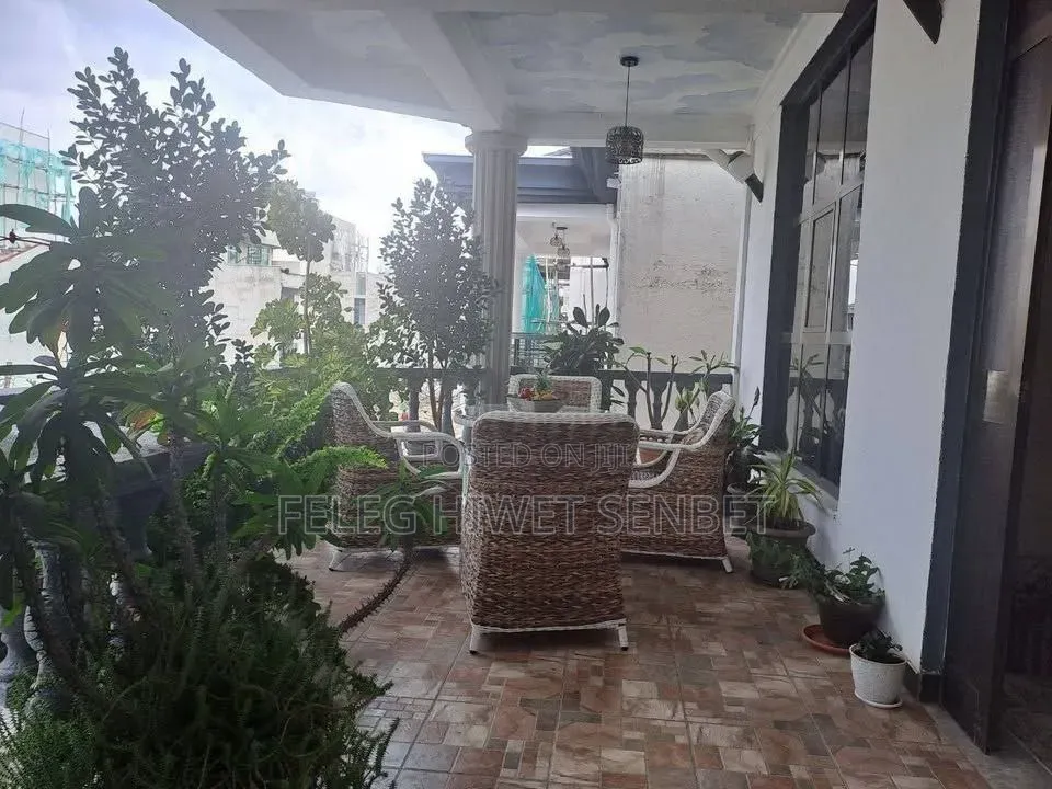 Furnished 6bdrm Villa in አዲስ አበባ, Bole for sale