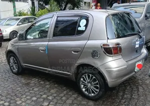 Toyota Vitz 2003