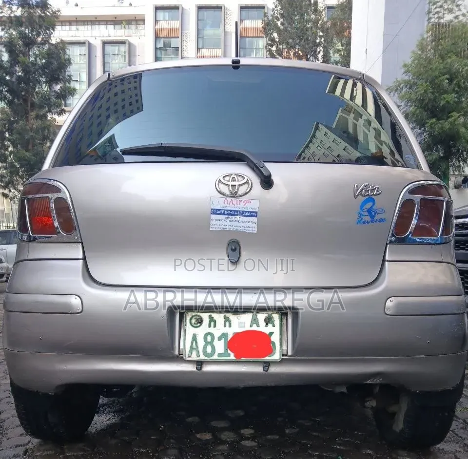 Toyota Vitz 2003