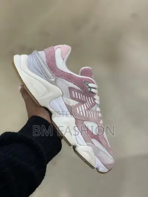 Womens Stylish Sneakers New Balance 9060