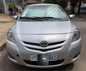 Toyota Yaris 2007 Gray