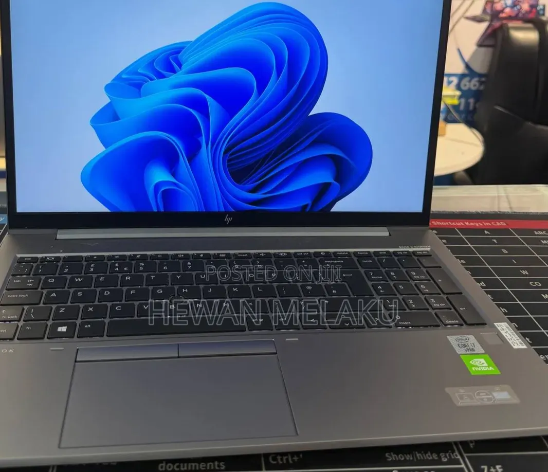 New Laptop HP Zbook Fury 15 G7 16GB Intel Core i7 SSD 512GB