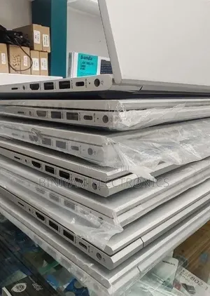 New Laptop HP ProBook 450 G8 8GB Intel Core i5 SSD 512GB