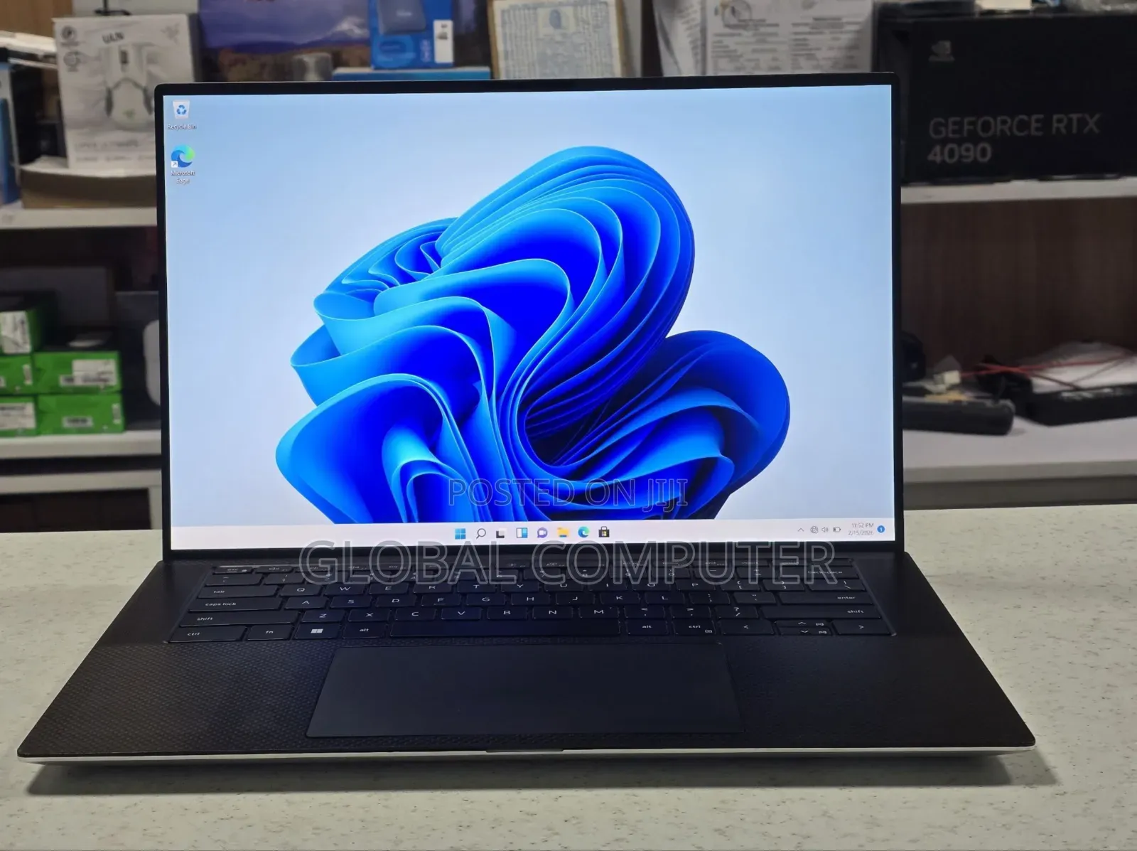 New Laptop Dell XPS 15 9500 16GB Intel SSD 512GB