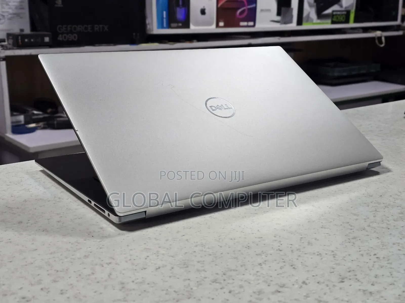 New Laptop Dell XPS 15 9500 16GB Intel SSD 512GB